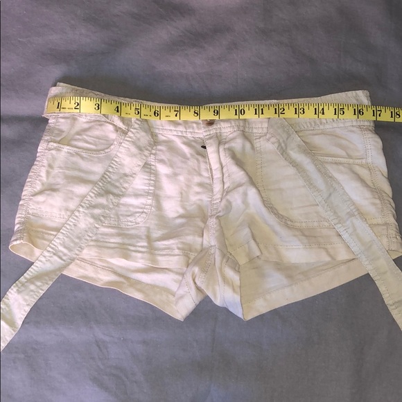 AEROPOSTALE SAND COLORED SHORT SHORTS - Picture 4 of 6